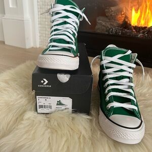 Converse Green High-Top Sneakers Women’s size 9 Men’s Size 7 LOVE CHUCK